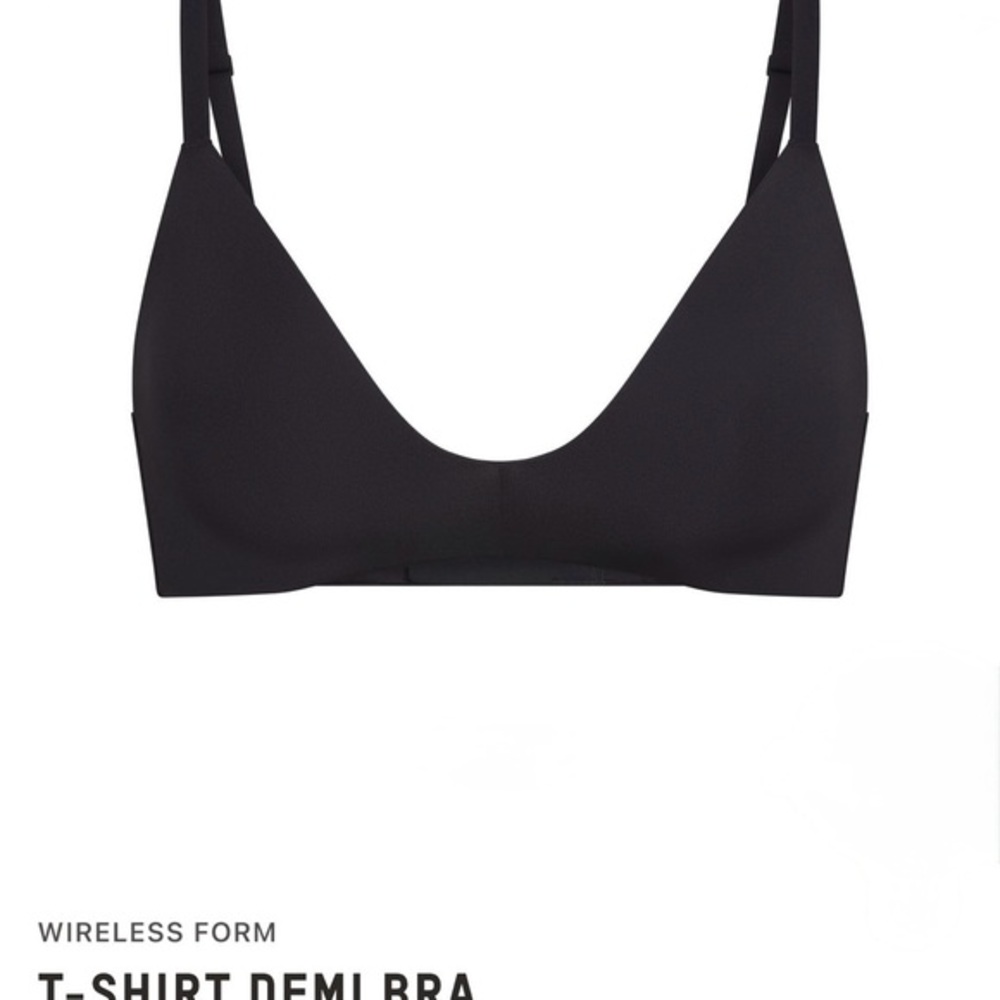 SKIMS Wireless T-Shirt Demi Bra - Black - Picture 1 of 5
